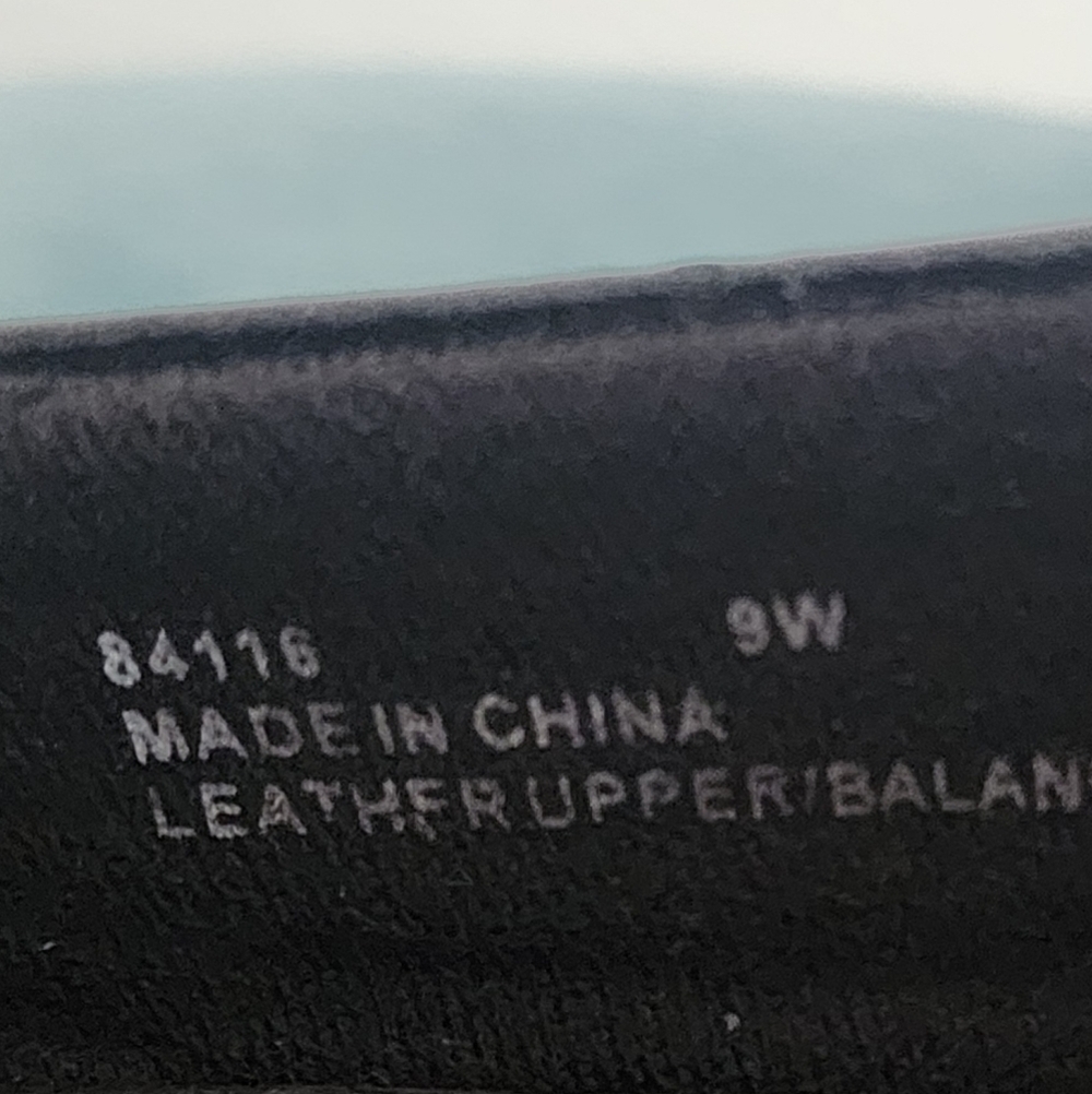 Clark's Emily Women's Black Slip On Leather Block Heel Size 9W - Picture 9 of 13